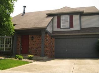 217 Lake Point Ln S, Greenwood, IN 46142