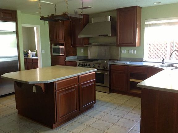 3rd image of 3009 Harbour Shore Ln