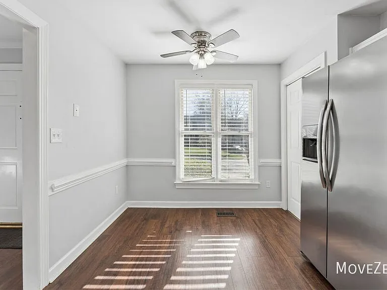 134 Sanair Ct — Photo 29