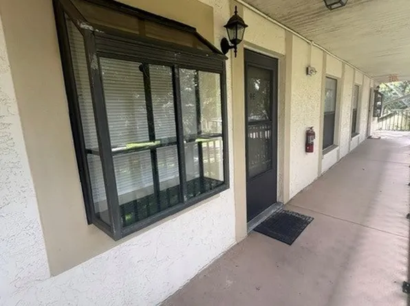 11511 113th St Unit 9E, Seminole, FL 33778