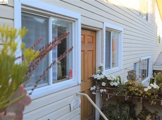 365 Somerset Rd, Oakland, CA 94611