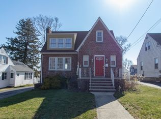 46 Rockefeller Ave, West Haven, CT 06516