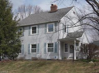 100 Fairview Rd, Chagrin Falls, OH 44022