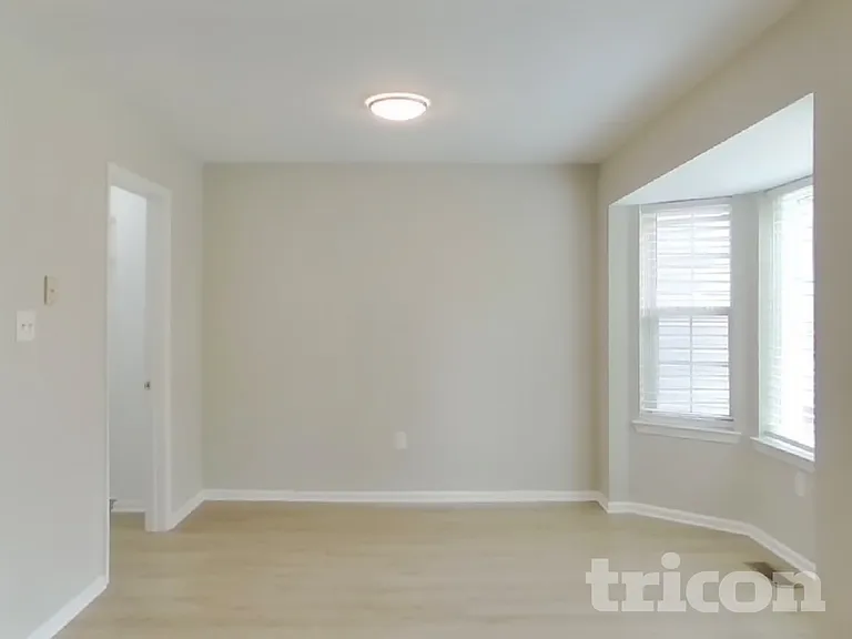 2201 Grant Ct — Photo 4