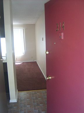 2nd image of 1910 N Marianna Ave APT 214