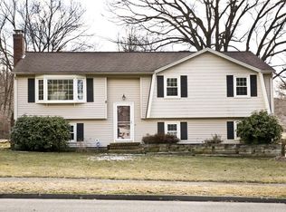 8 Concord Rd, Shrewsbury, MA 01545