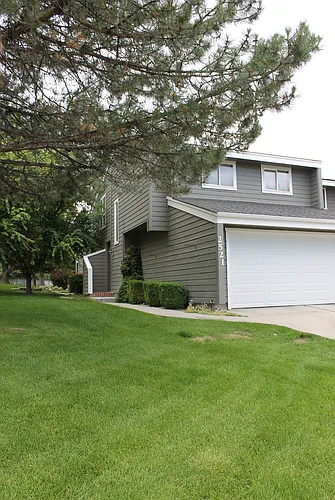 2521 Pascoe Ln Photo 1