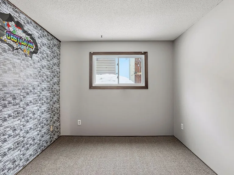 12346 Drake St NW — Photo 28