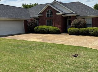 153 Mandi Dr, Saltillo, MS 38866