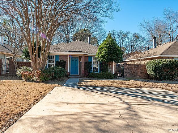 3rd image of 5902 Carmel Dr