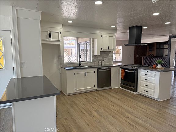 2nd image of 2240 Golden Oak Ln Space 3