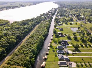 5687 Island Rd, Jarreau, LA 70749
