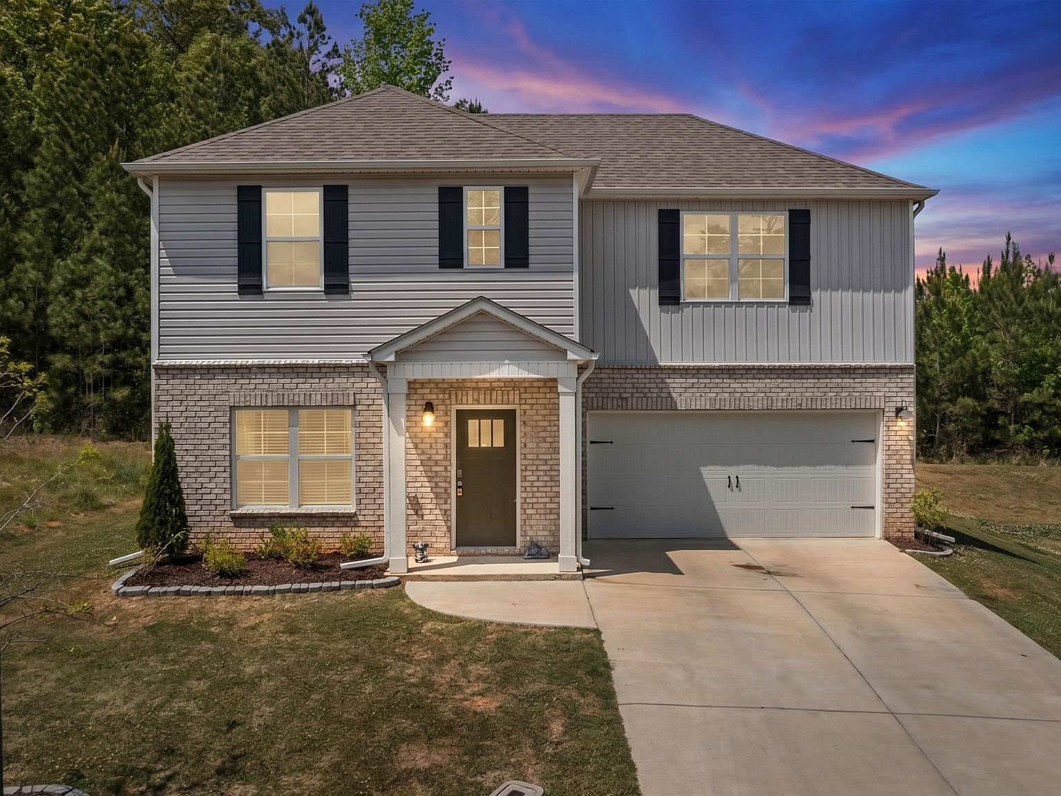 114 Briarwood Ln