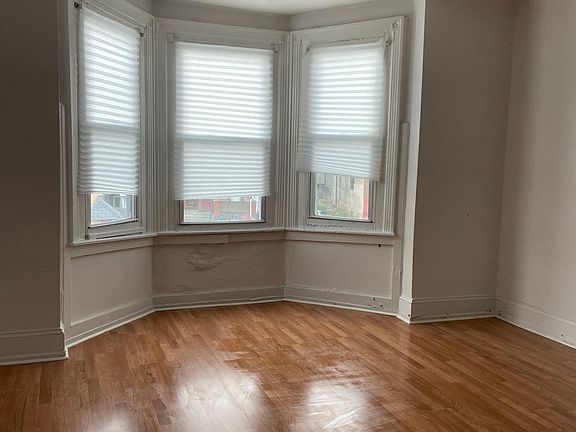 5th image of 5115 Aspen St