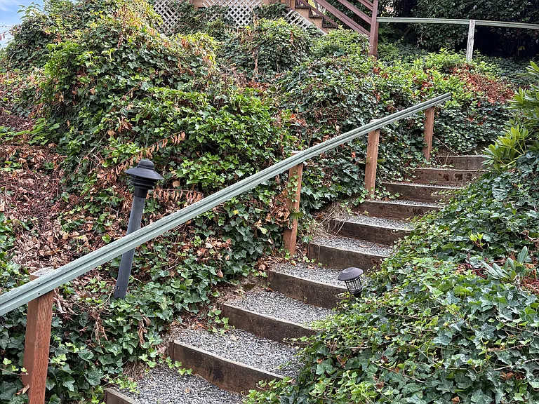 9946 Johnson Point Rd NE — Photo 41