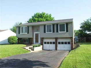 5712 Hunting Creek Rd, Toledo, OH 43615