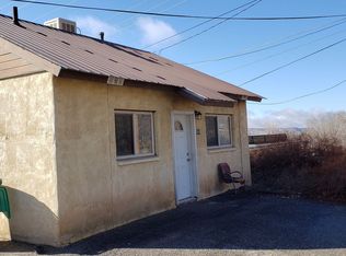 509 W Apache St, Farmington, NM 87401