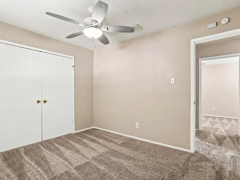 121 Allencrest Dr #123 — Photo 22