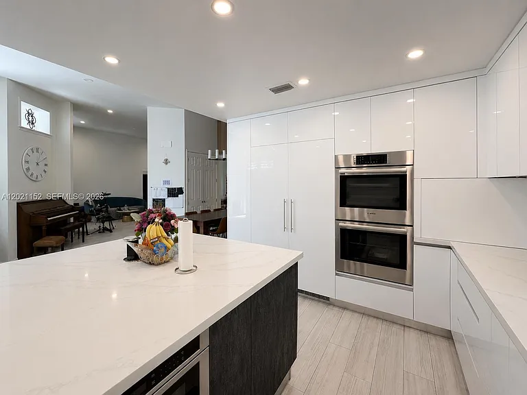 2616 Oakbrook Ct — Photo 8