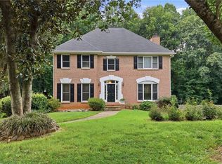 5412 Kingsbridge Rd, Winston Salem, NC 27103