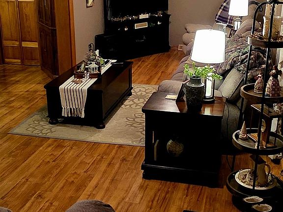 5th image of 216 Zachs Run Rd