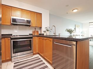 231 Fort York Blvd UNIT 1410, Toronto, ON