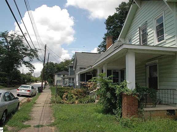 5th image of 118 Arlington Ave