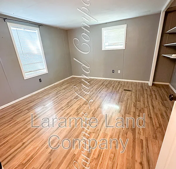 954 N McCue St #13 — Photo 5