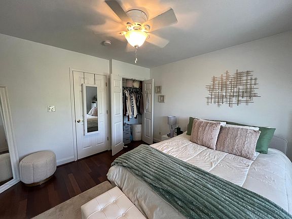 BR #1 Large Master With Look Out Nook Overlooking the Park; Perfect spot to Work from Home! Boasts 2 closets, Large Walk in.