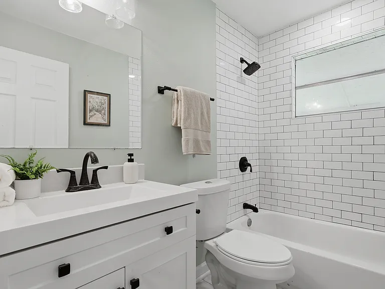 113 Odis — Photo 10
