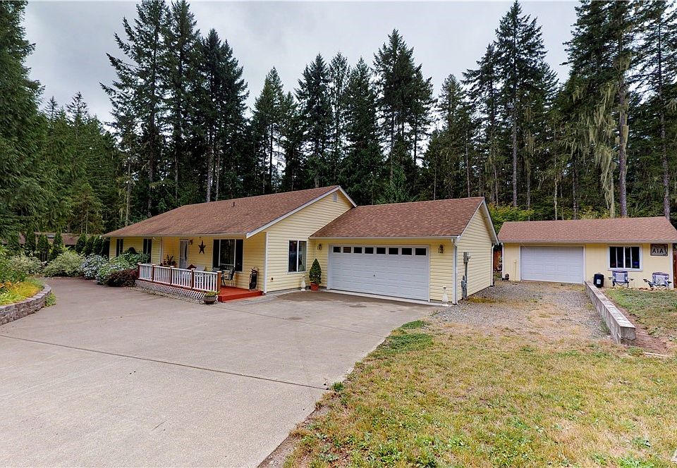 1st image of 130 N Mount Jupiter Dr