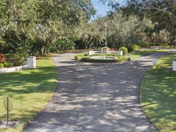 102 Coventry Ln, Haines City, FL 33844