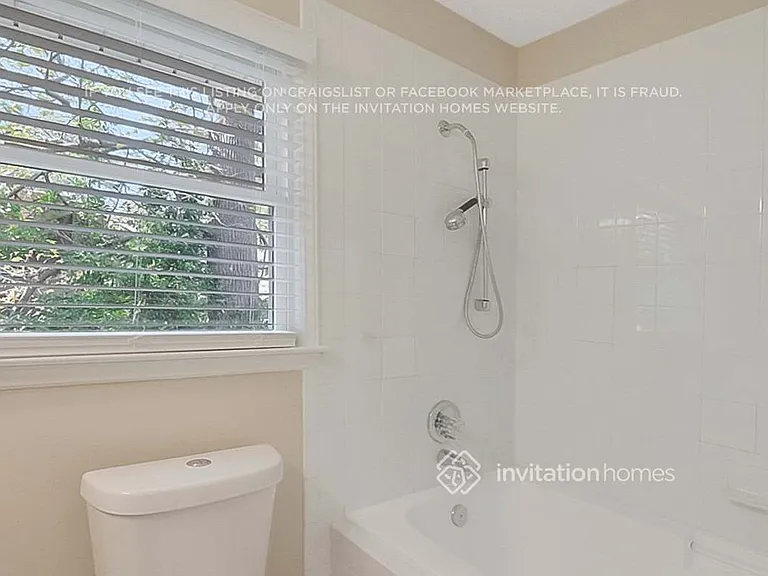 1404 Falls Church Rd — Photo 23