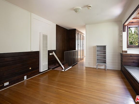 5th image of 1854 Jewett Dr