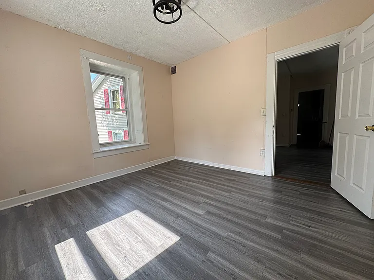 45 Long Hill Rd #1R — Photo 11