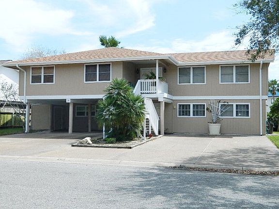 3rd image of 28 Blue Heron Dr