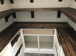 106 W Sunset Ct, Seneca, SC 29672