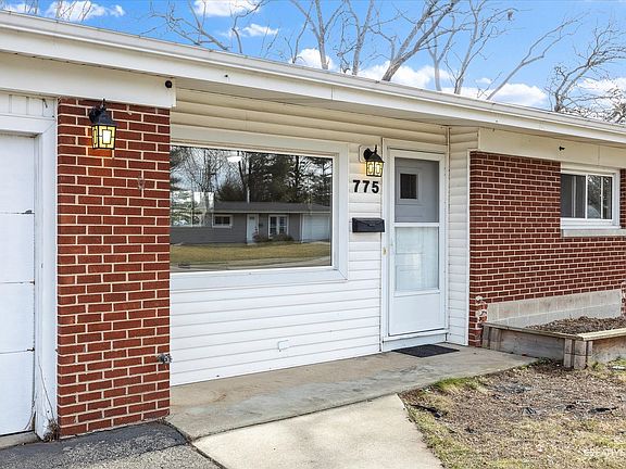 3rd image of 775 N Elmwood Dr