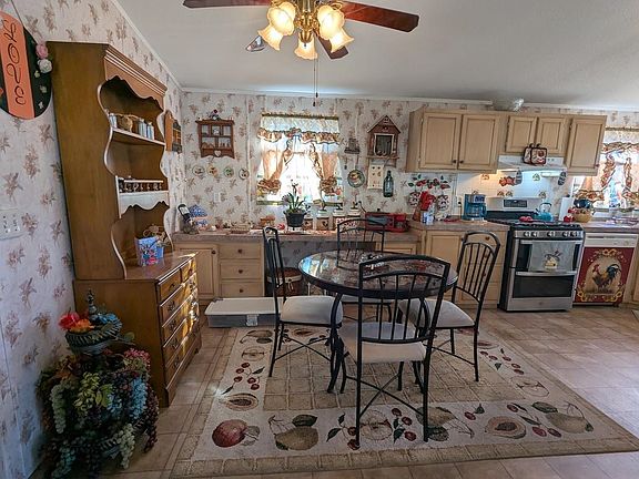 5th image of 435 32nd Rd Unit 405