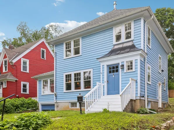2627 Chamberlain Ave, Madison, WI 53705