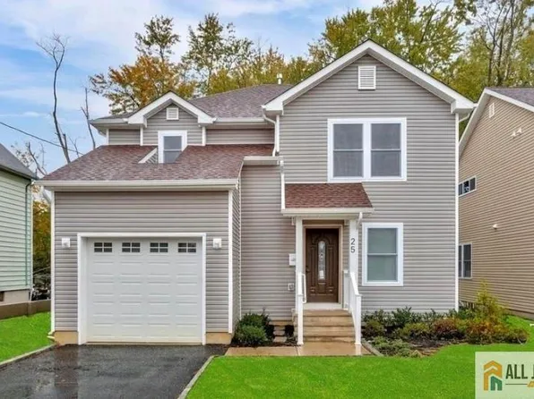 25 Haag St, Sayreville, NJ 08872