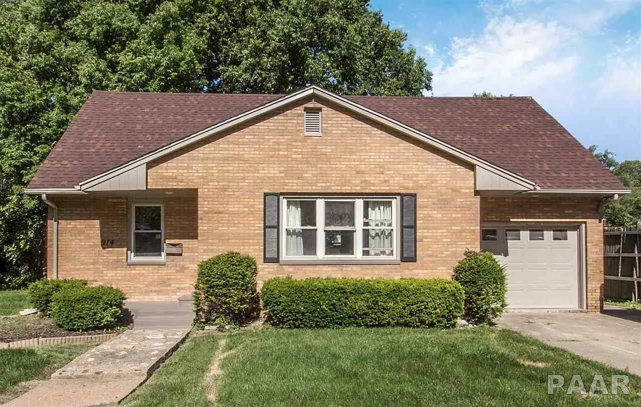 914 W Eleanor Pl photo 1