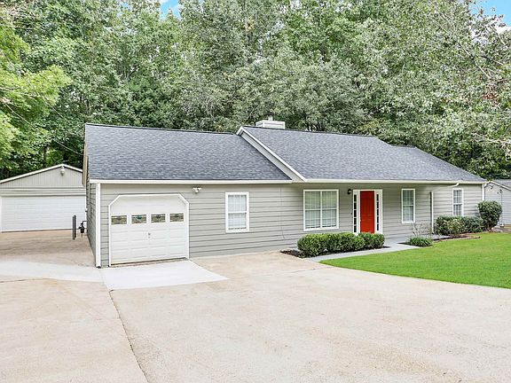 2nd image of 3840 Greenbrook Dr