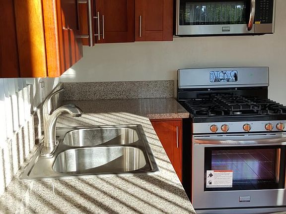 4th image of 817 N Garfield Ave APT 7