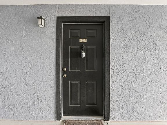 4th image of 5526 P G A Blvd Unit 4937
