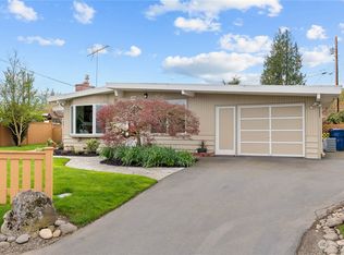 17032 Larch Way, Lynnwood, WA 98037