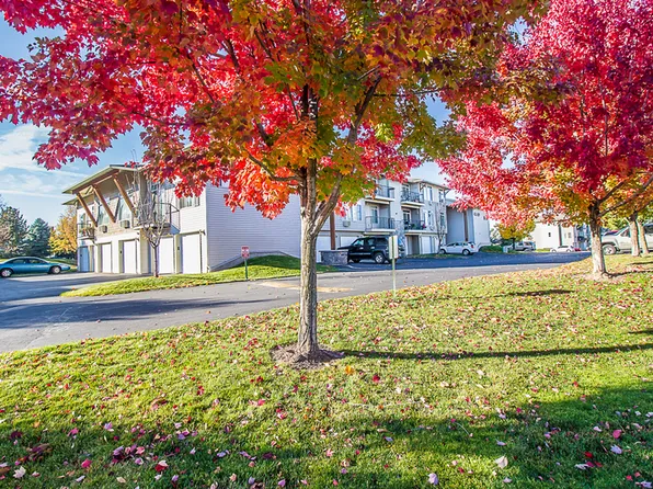 22855 E Country Vista Dr Unit 411, Liberty Lake, WA 99019