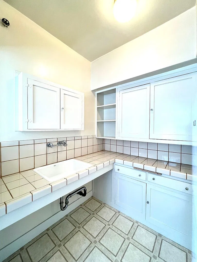 2090 Green St #45 - Main Image