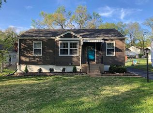 1036 Sanders Dr, Saint Louis, MO