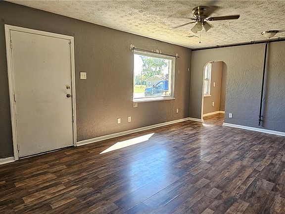 5th image of 3025 Old Troy Pike